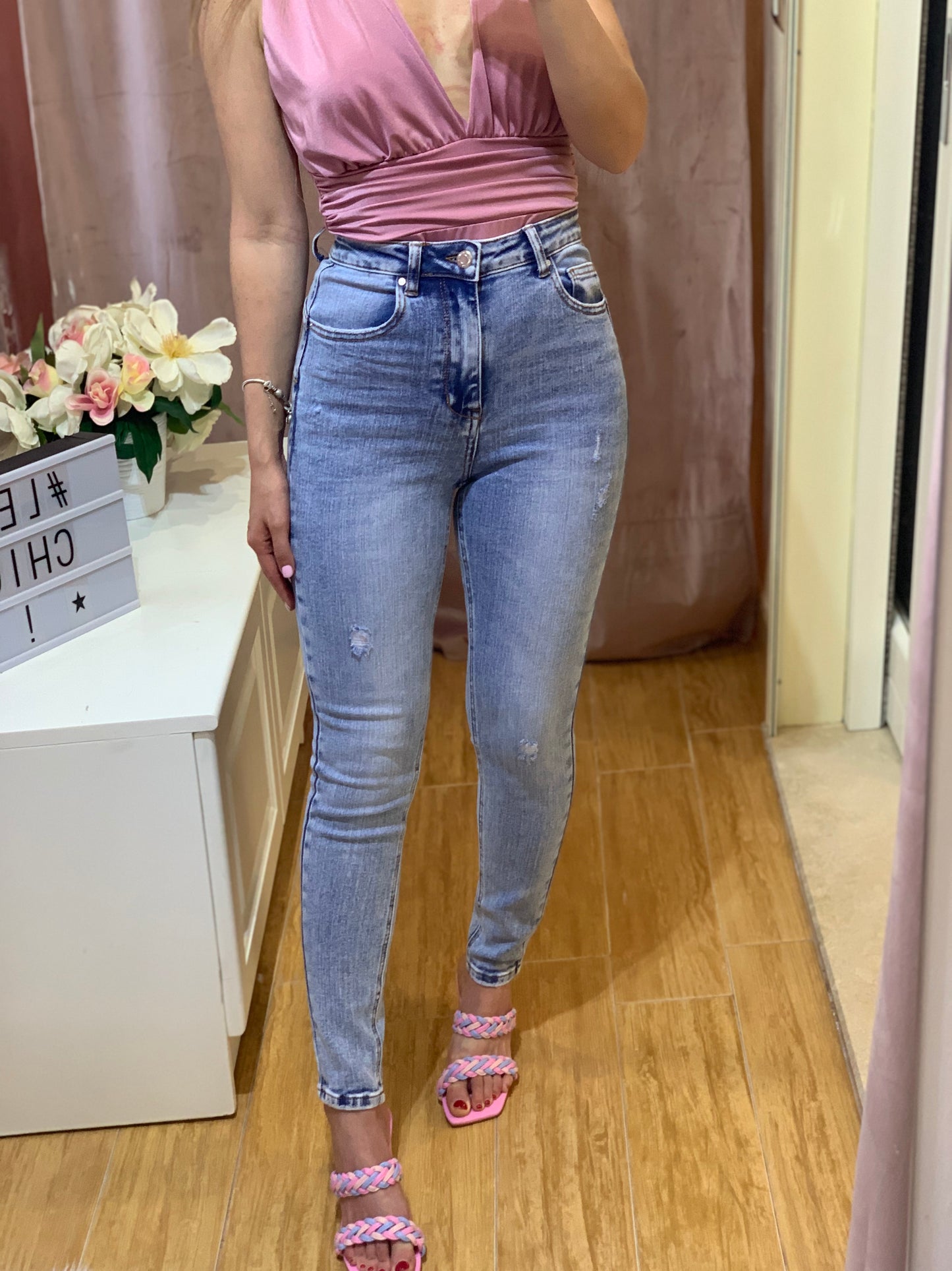 Jeans lavaggio chiaro skinny