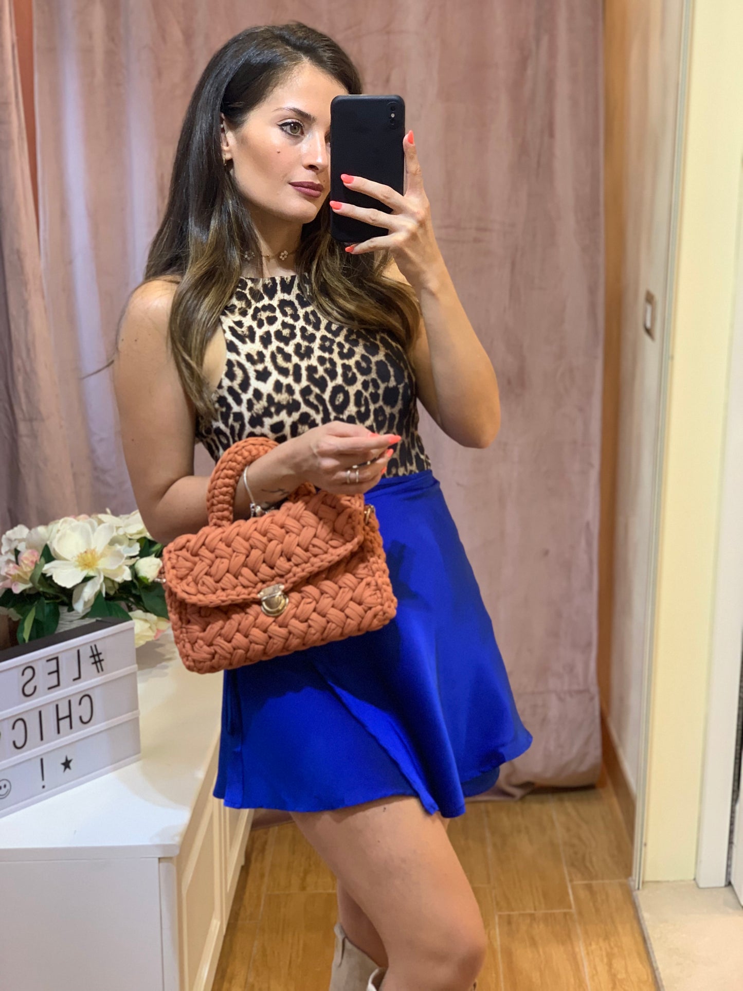 Gonna satin blu elettrico